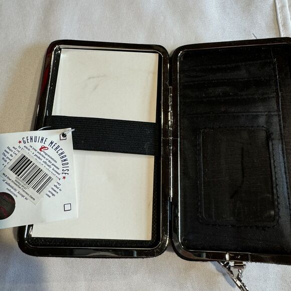 MLB San Francisco Giants Shell Wrist Wallet ID Holder - Picture 3 of 6